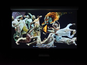 Ho Tzu Nyen (*1976), One or Several Tigers (Installationsansicht La Mécanique Générale, LUMA Arles, 2025–2026), 2017, © Victor&Simon – Grégoire d’Ablon Courtesy of the artist, Kiang Malingue und neugerriemschneider